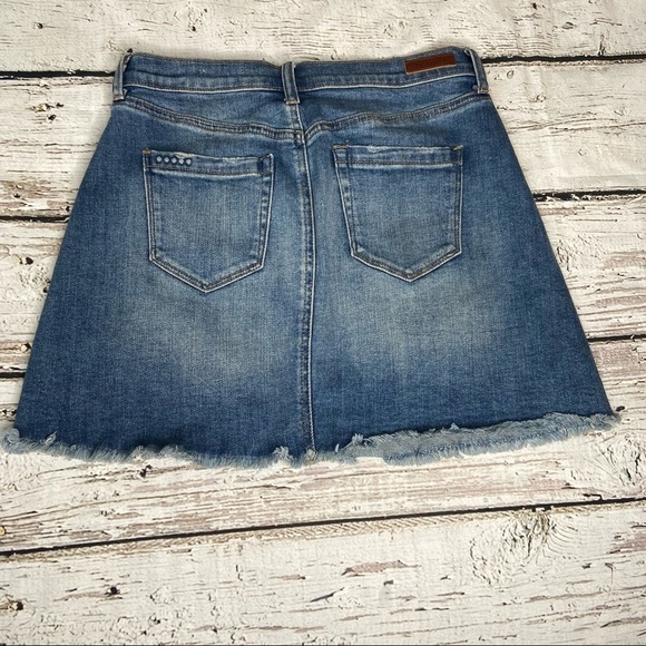 Blank NYC Denim Skirt with Raw Hem Size 26 - Picture 8 of 8